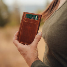 Load image into Gallery viewer, Card Holder Wallet in Cognac