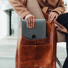 Load image into Gallery viewer, Elevated Hobo in Cognac