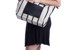 Load image into Gallery viewer, Catchall Shoulder Bag in Onyx
