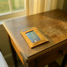 Load image into Gallery viewer, Card Holder Wallet in Amber
