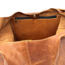 Load image into Gallery viewer, Elevated Hobo in Cognac
