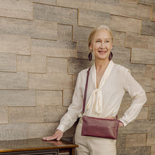 Load image into Gallery viewer, Essential Crossbody in Mulberry
