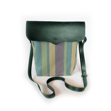 Load image into Gallery viewer, Serendipity Crossbody in Jacaranda
