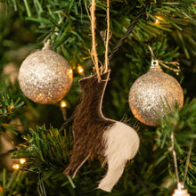 Load image into Gallery viewer, Rustic Llama Tree Ornament
